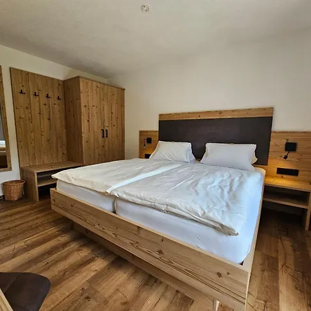 Haus Bergkristall Frühstückspension