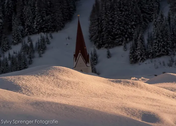 Bergkristall 住宿加早餐酒店 3*