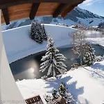 Bed & Breakfast Bergkristall 3*
