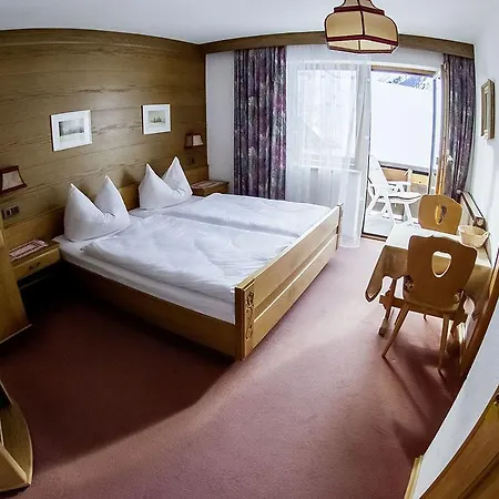 Bergkristall 3*