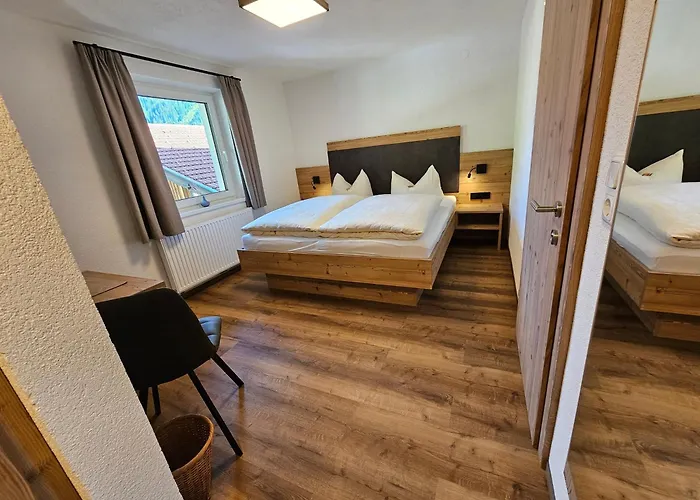 Bed & Breakfast Bergkristall 3*