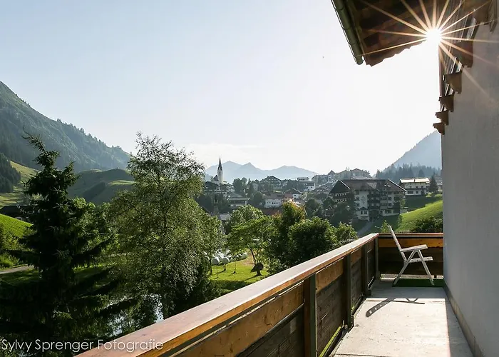 Bed & Breakfast Bergkristall 3*